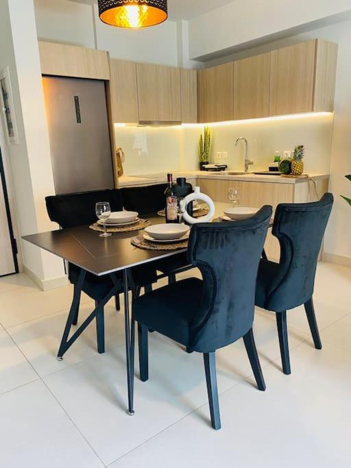 New 2Bd Aprt With Shared Rooftop Pool D3 Athena Bagian luar foto